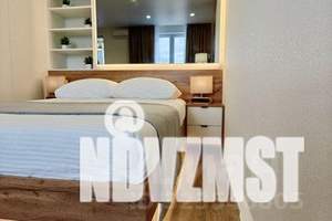 1-к квартира, посуточно, 35м2, 8/18 этаж