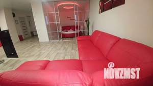 Студия квартира, посуточно, 57м2, 18/21 этаж