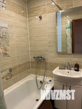 1-к квартира, посуточно, 37м2, 7/9 этаж