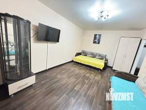 1-к квартира, посуточно, 42м2, 1/9 этаж