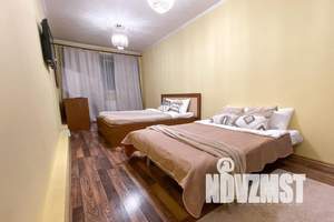 4-к квартира, посуточно, 150м2, 1/4 этаж