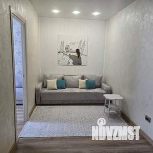 3-к квартира, посуточно, 60м2, 1/1 этаж