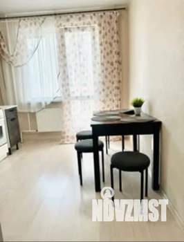 1-к квартира, посуточно, 40м2, 4/9 этаж