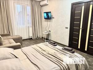 1-к квартира, посуточно, 36м2, 3/18 этаж