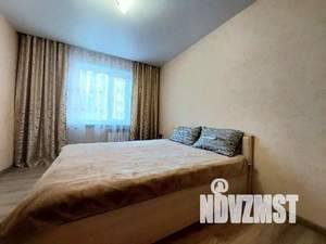 3-к квартира, посуточно, 54м2, 1/1 этаж