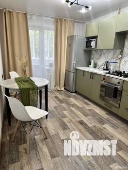 1-к квартира, посуточно, 38м2, 1/1 этаж