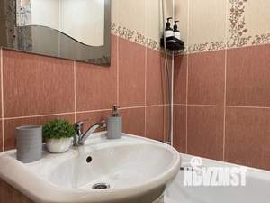 1-к квартира, посуточно, 38м2, 1/1 этаж