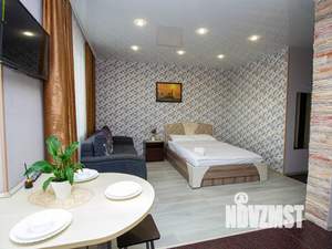 Студия квартира, посуточно, 40м2, 13/18 этаж