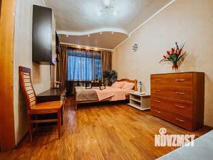 3-к квартира, посуточно, 60м2, 1/1 этаж