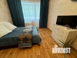 1-к квартира, посуточно, 40м2, 2/9 этаж