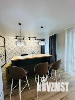 Студия квартира, посуточно, 35м2, 5/24 этаж