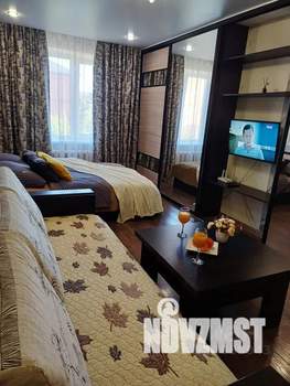 1-к квартира, посуточно, 35м2, 1/9 этаж