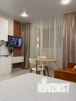 Студия квартира, посуточно, 30м2, 19/24 этаж