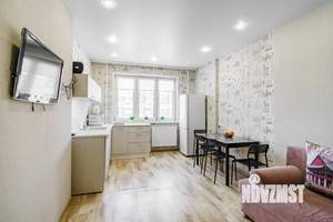 2-к квартира, посуточно, 45м2, 6/18 этаж