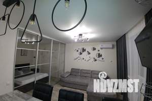 1-к квартира, посуточно, 47м2, 21/21 этаж