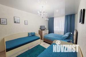 1-к квартира, посуточно, 43м2, 8/10 этаж