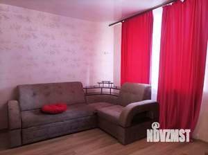 Студия квартира, посуточно, 40м2, 2/9 этаж