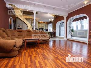 3-к квартира, вторичка, 237м2, 3/3 этаж