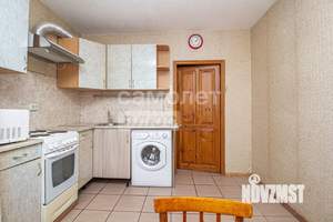2-к квартира, вторичка, 52м2, 1/10 этаж