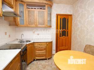 4-к квартира, вторичка, 70м2, 6/9 этаж