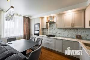 3-к квартира, вторичка, 82м2, 4/4 этаж