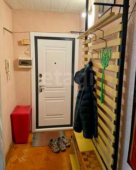 2-к квартира, вторичка, 46м2, 3/5 этаж