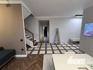 5-к квартира, вторичка, 124м2, 2/4 этаж