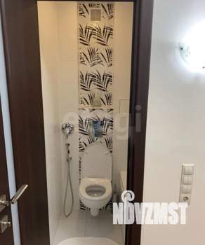 2-к квартира, вторичка, 61м2, 1/10 этаж