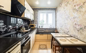 3-к квартира, вторичка, 65м2, 10/1 этаж