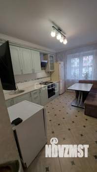 2-к квартира, вторичка, 60м2, 1/10 этаж