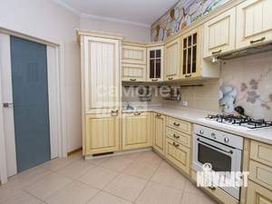 3-к квартира, вторичка, 86м2, 1/4 этаж