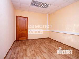 3-к квартира, вторичка, 109м2, 1/9 этаж