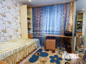 3-к квартира, вторичка, 65м2, 1/10 этаж