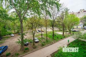 3-к квартира, вторичка, 65м2, 3/5 этаж