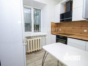2-к квартира, вторичка, 40м2, 1/5 этаж