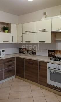 3-к квартира, вторичка, 64м2, 1/9 этаж