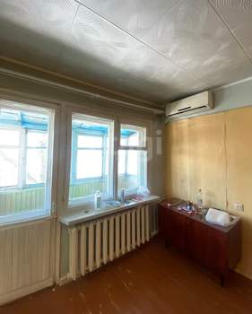 4-к квартира, вторичка, 59м2, 5/5 этаж