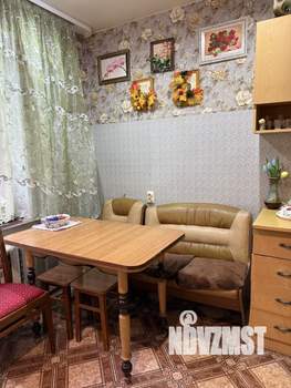 2-к квартира, вторичка, 54м2, 1/9 этаж