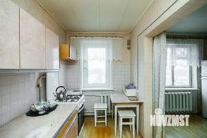 4-к квартира, вторичка, 77м2, 9/9 этаж