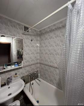 4-к квартира, вторичка, 59м2, 1/5 этаж