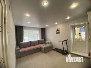 2-к квартира, вторичка, 42м2, 1/4 этаж