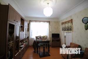3-к квартира, вторичка, 37м2, 1/2 этаж