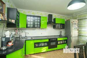 4-к квартира, вторичка, 110м2, 5/5 этаж