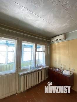 4-к квартира, вторичка, 59м2, 5/5 этаж