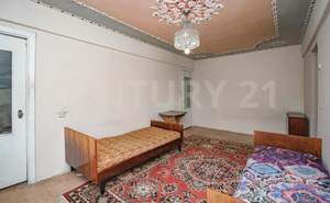 3-к квартира, вторичка, 58м2, 1/5 этаж