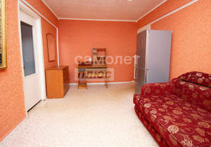 2-к квартира, вторичка, 45м2, 1/5 этаж