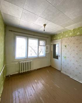 4-к квартира, вторичка, 59м2, 5/5 этаж