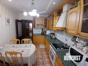 2-к квартира, вторичка, 81м2, 7/8 этаж