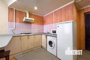 2-к квартира, вторичка, 35м2, 1/9 этаж