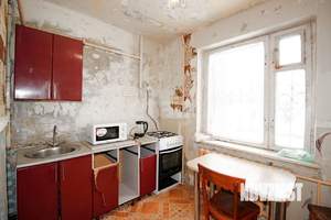 2-к квартира, вторичка, 54м2, 1/9 этаж